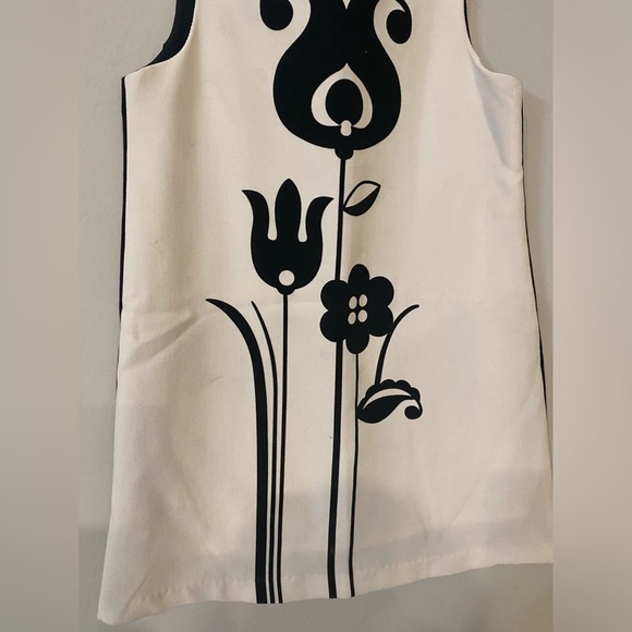 Victoria Beckham for Target - Black and White Tulip Dress - Picture 4 of 11